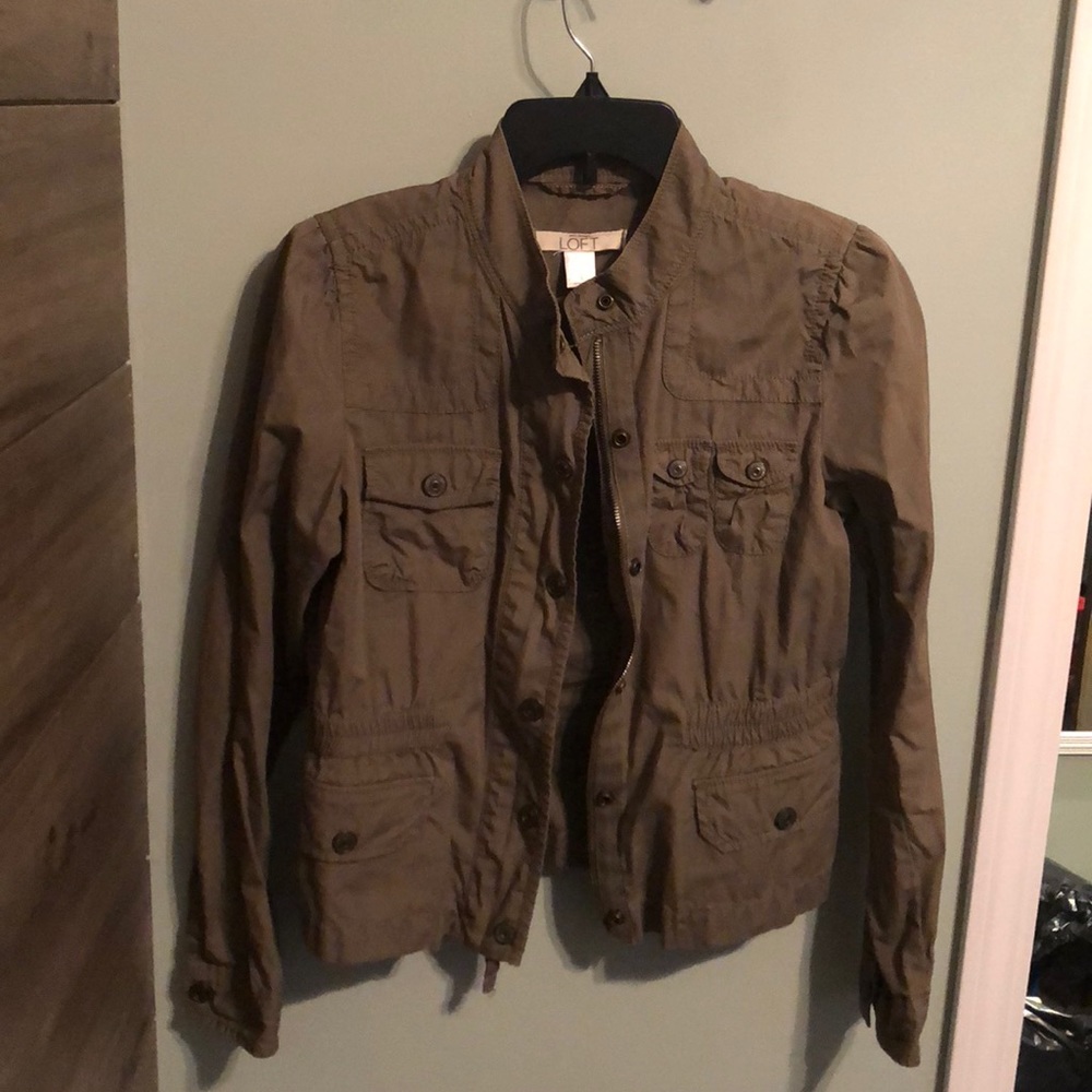 Ann Taylor LOFT - Women’s green light jacket